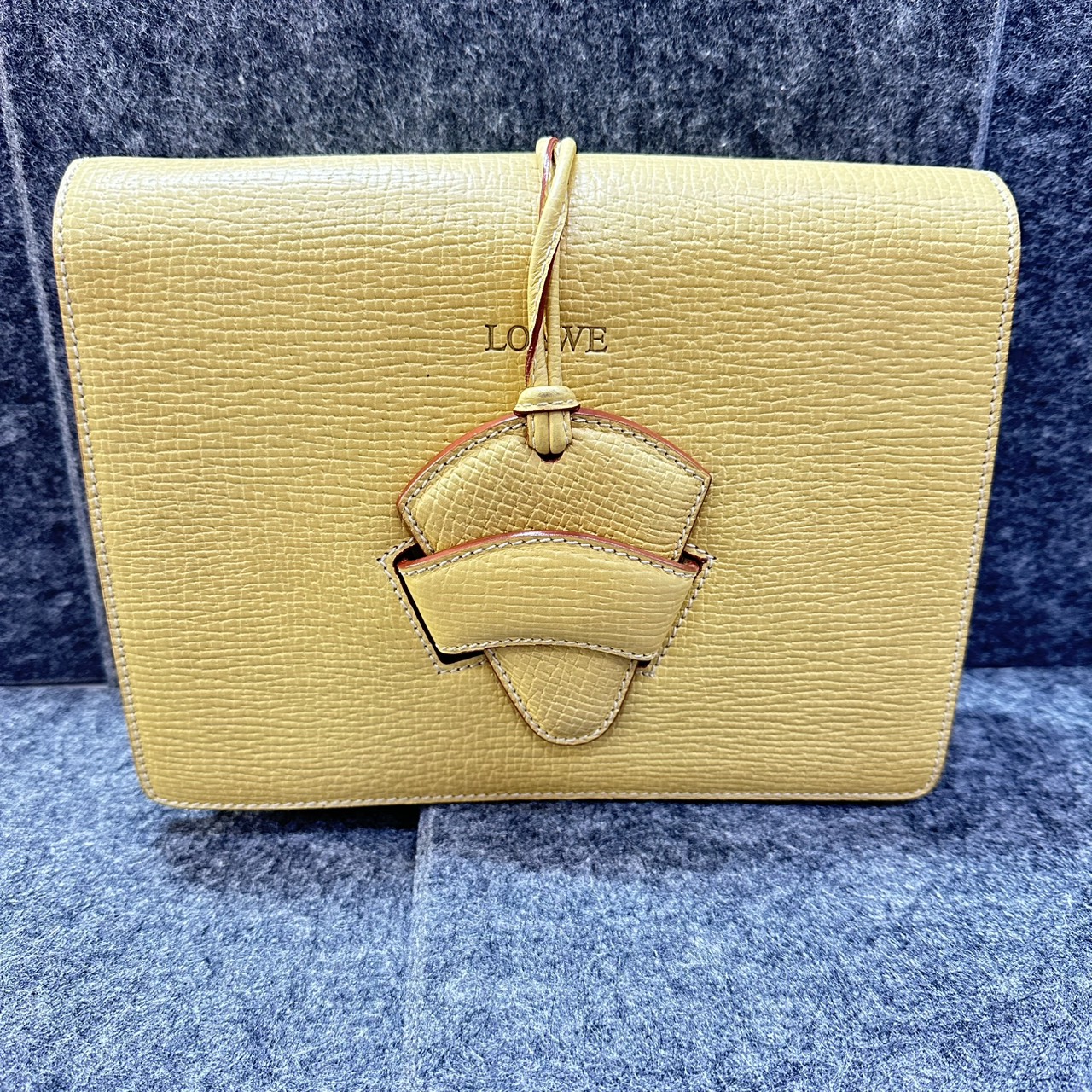 ロエベのバッグをお買取りさせていただきました！！