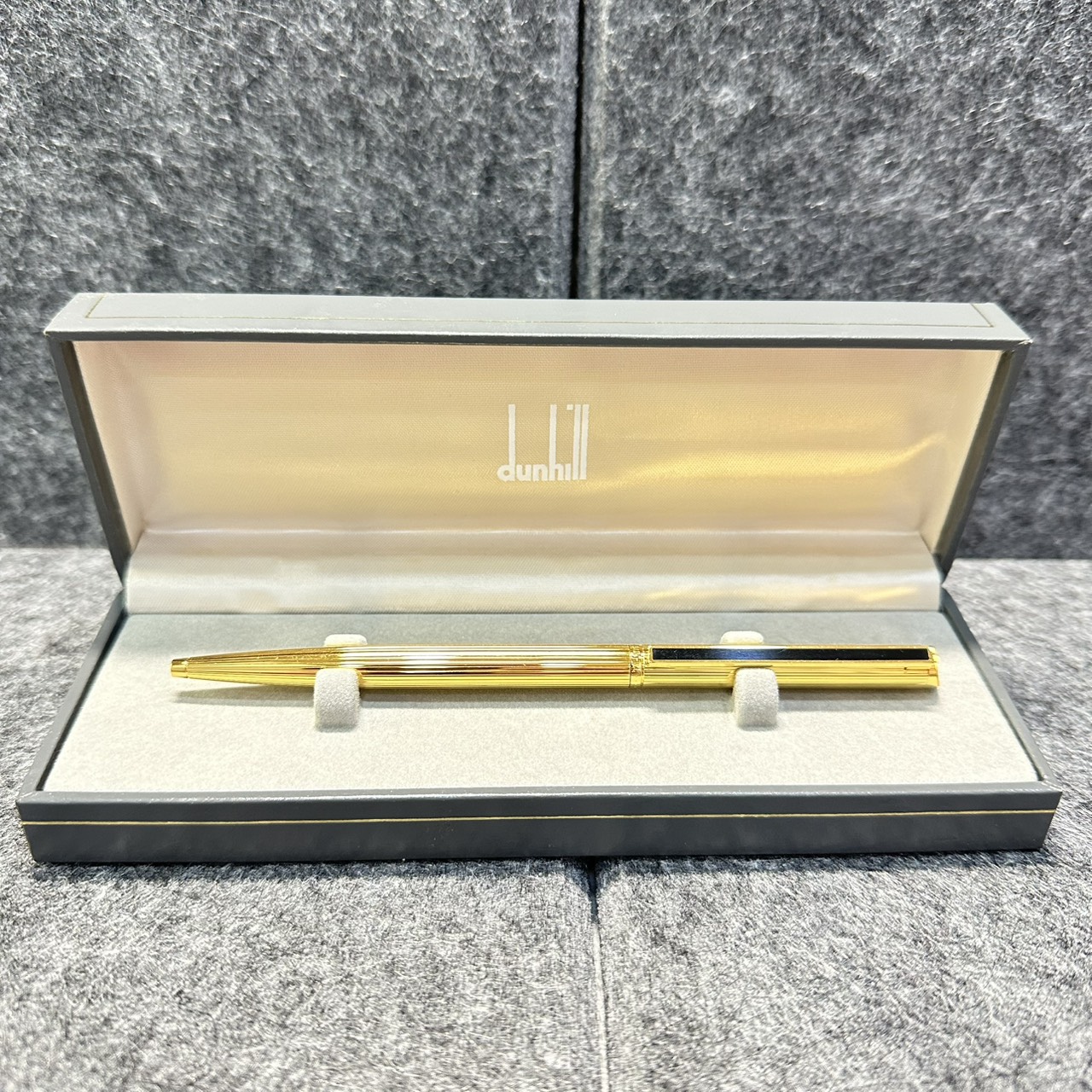 ダンヒルのボールペンをお買取りさせていただきました。