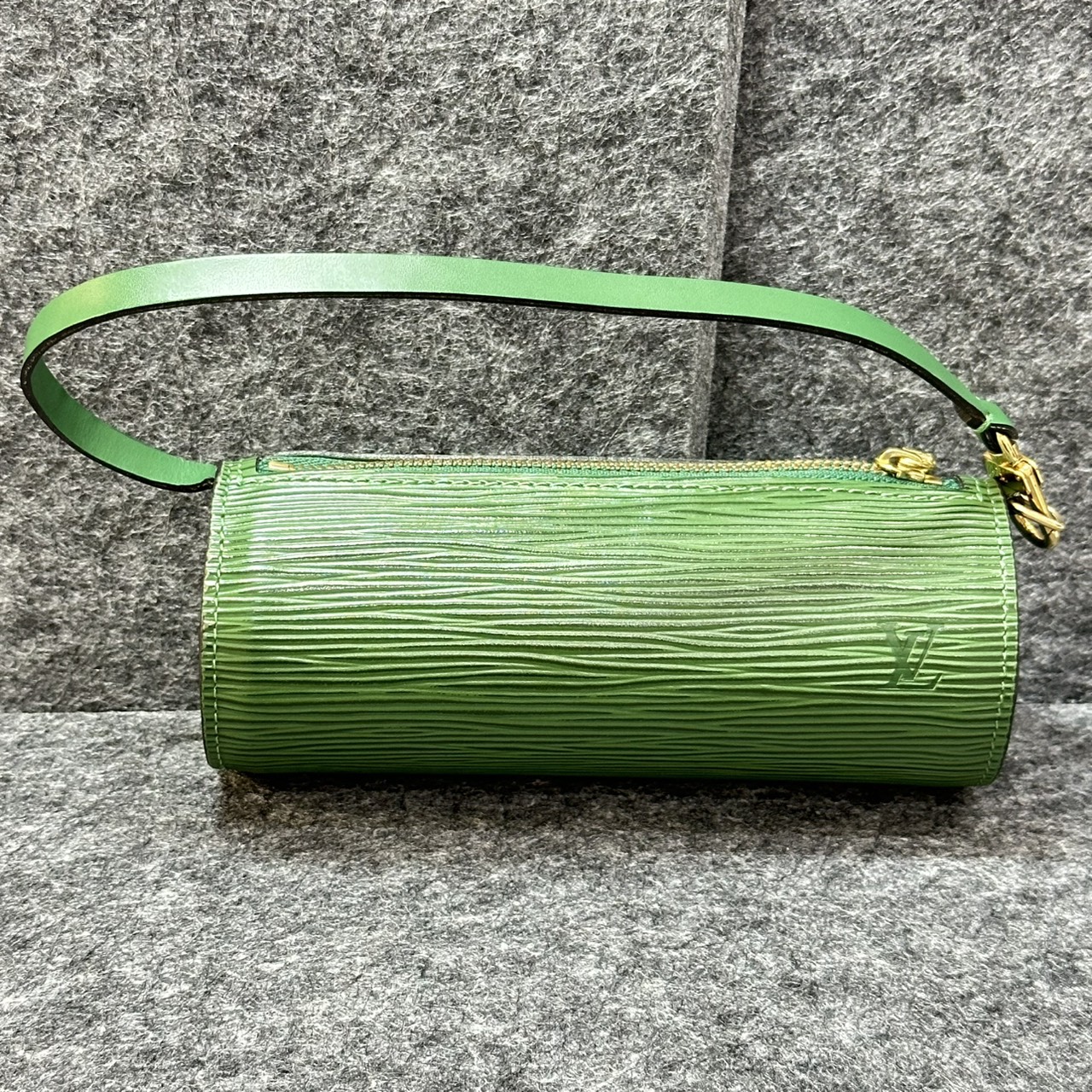 Louis Vuittonのミニショルダーバックお買取りさせていただきました！