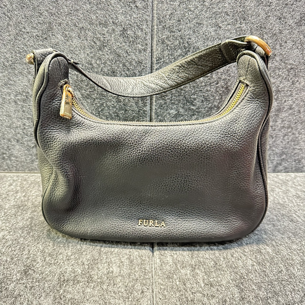 FURLAのバッグをお買取りさせていただきました！！