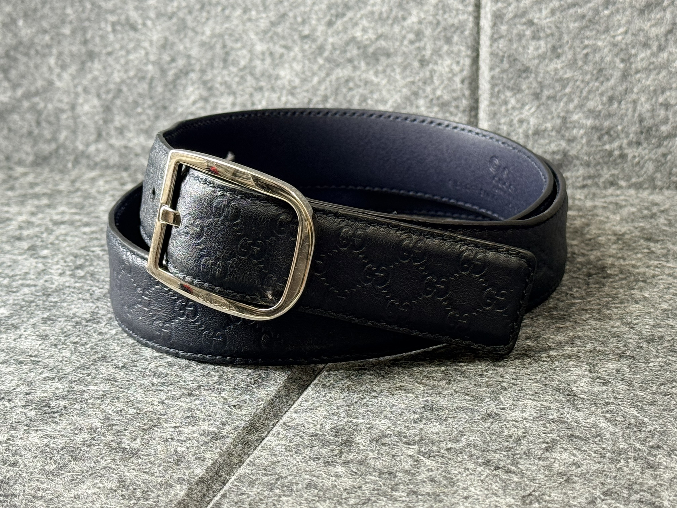 GUCCI レザーベルト お買取りさせていただきました！