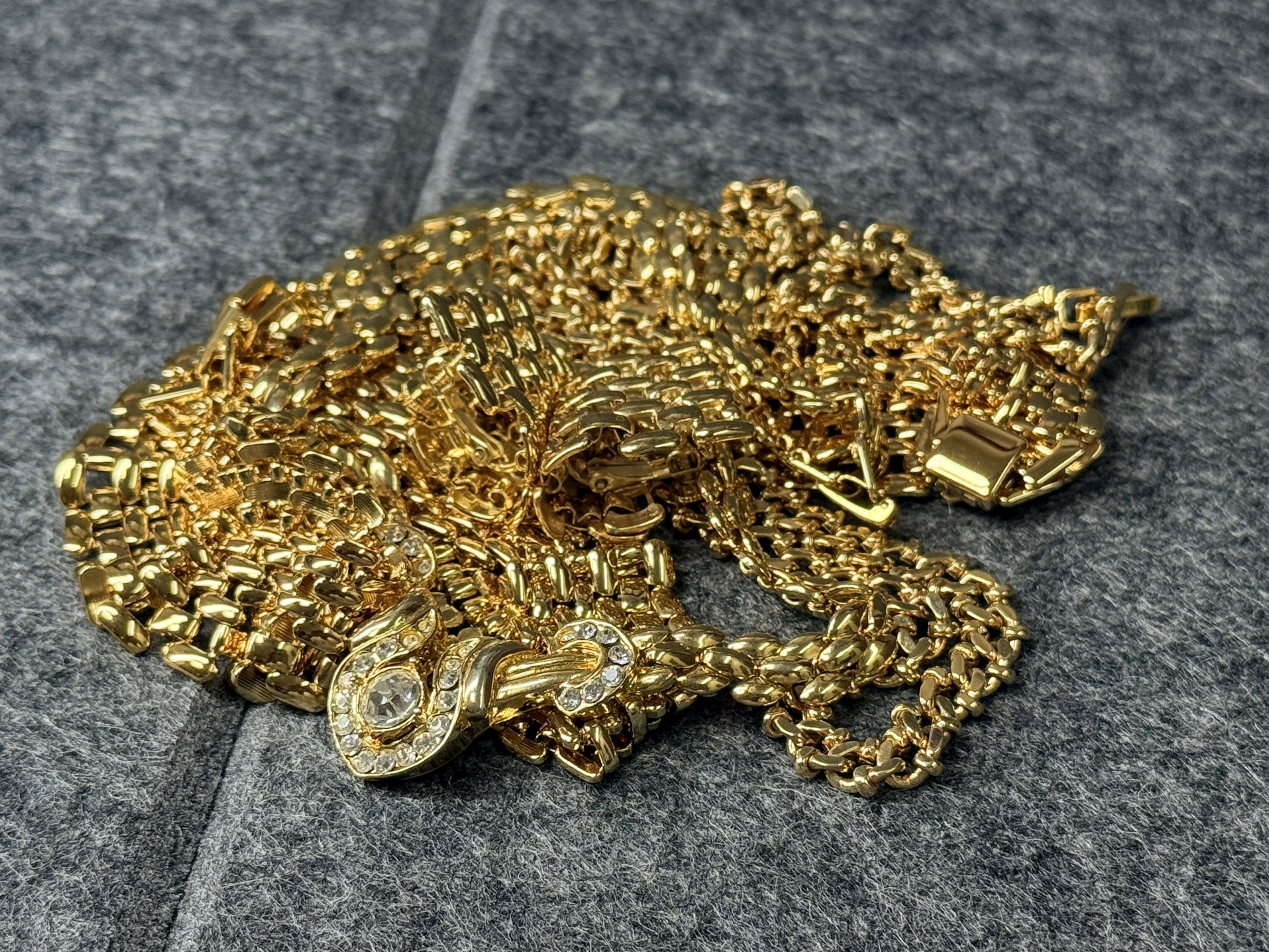 絡まって使っていないアクセサリー お買取りさせていただきました！